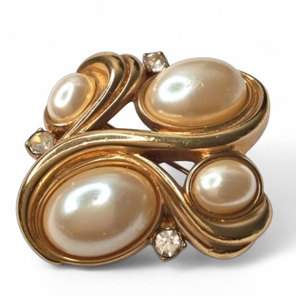 Vintage MONET Gold-Tone Faux Pearl & Rhinestone Brooch - Rare - Picture 3 of 12